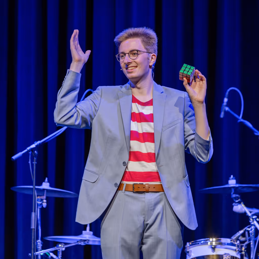 Comedian